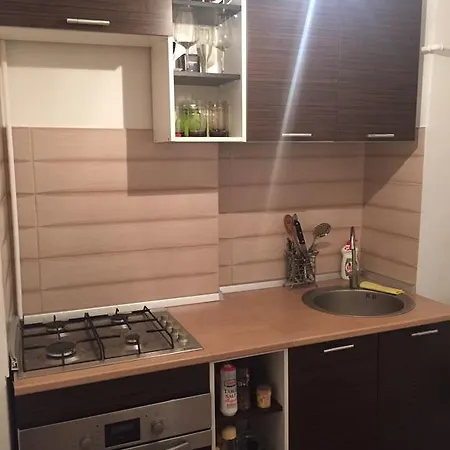 Garsoniera Pentru Untold